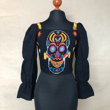 Cargar imagen en el visor de la galería, Crop top ÁNIMAS

