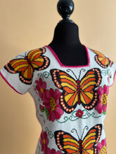 Cargar imagen en el visor de la galería, VESTIDO IMELDA MARIPOSAS
